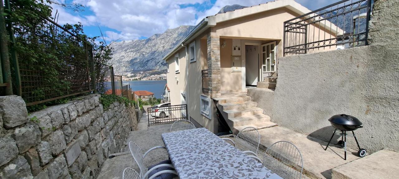 Apartment Vujosevic D&D Kotor Exterior foto